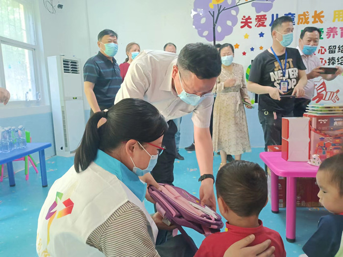 图片2.jpg 图片2.jpg