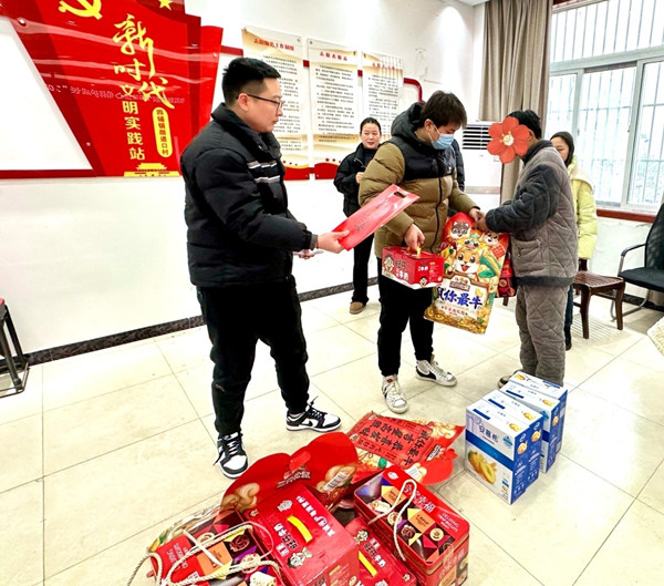 图片2.jpg 图片2.jpg