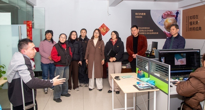 图片2.jpg 图片2.jpg