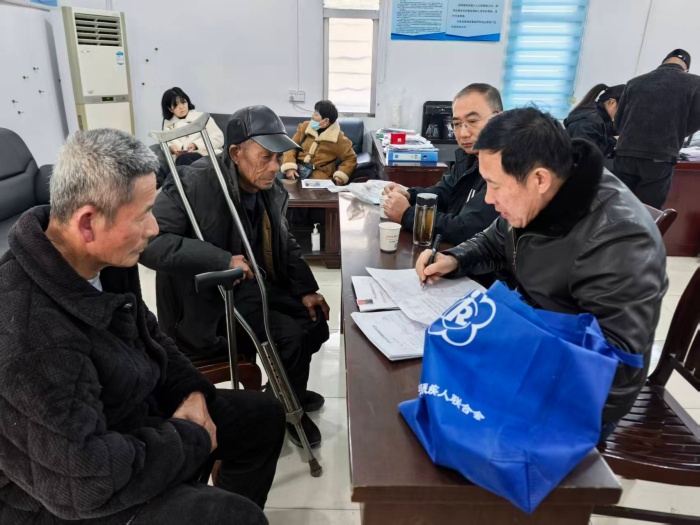 微信图片_20251128085903_343_42.jpg 微信图片_20251128085903_343_42.jpg